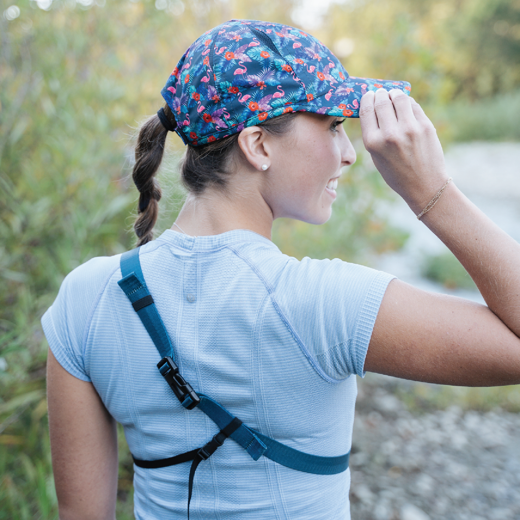 back view girl wearing